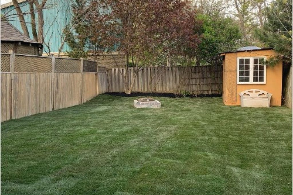 Example of professional sod installation by Corringtons Cutting